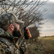 WILDLIFE RESEARCH CENTER Приманка для охоты на оленя Golden Estrus Spray with Scent Reflex Technology