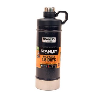 STANLEY Classic вакуумная бутылка (620 мл, темно-синяя) STANLEY Classic вакуумная бутылка (620 мл, темно-синяя)