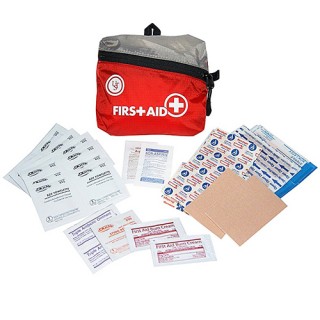 ULTIMATE SURVIVAL TECHNOLOGIES набор первой помощи FeatherLite First Aid Kit 1.0 (красный) ULTIMATE SURVIVAL TECHNOLOGIES набор первой помощи FeatherLite First Aid Kit 1.0 (красный)