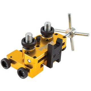 WHEELER Тиски для установки пистолетных прицелов Armorer’s Handgun Sight Tool WHEELER Тиски для установки пистолетных прицелов Armorer’s Handgun Sight Tool