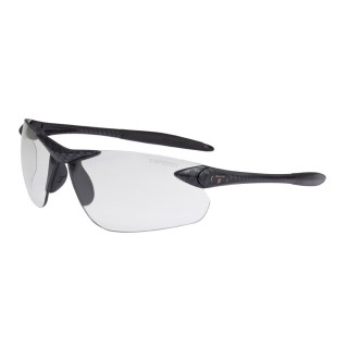 TIFOSI OPTICS Tifosi Seek FC Fototec Sunglasses - Carbon TIFOSI OPTICS Tifosi Seek FC Fototec Sunglasses - Carbon