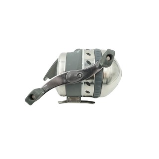 Muzzy XD Bowfishing Reel w 150 line installed and Ext. Hood Muzzy XD Bowfishing Reel w 150 line installed and Ext. Hood